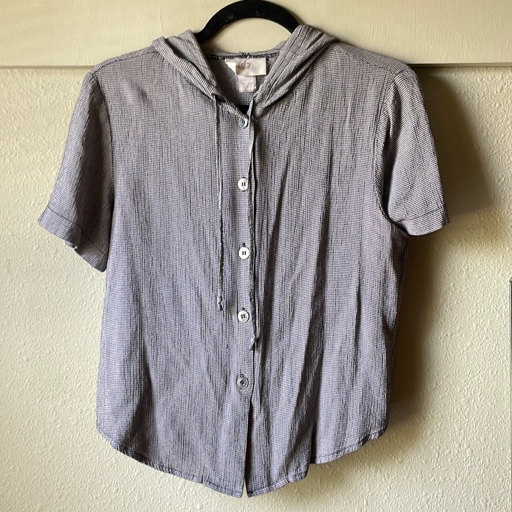 Vintage Tofy short sleeve hooded button down blouse